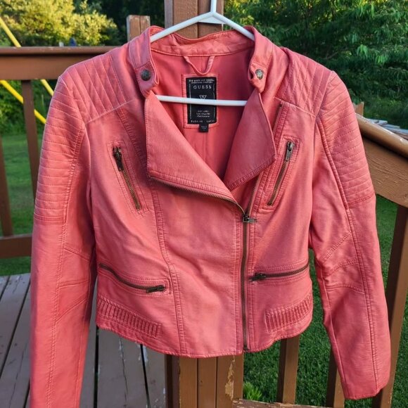 Stunning pink moto jacket by Guess jeans. - Picture 2 of 11